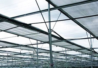 根据种植作物的不同，选择不同遮阳率的幕布。